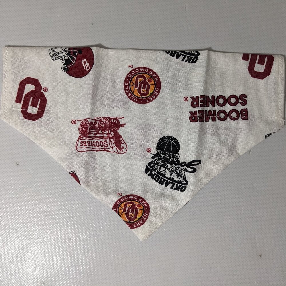 NEW- Homemade OU Oklahoma Sooner Dog Bandana BOOMER (8" x 6") Size S-M